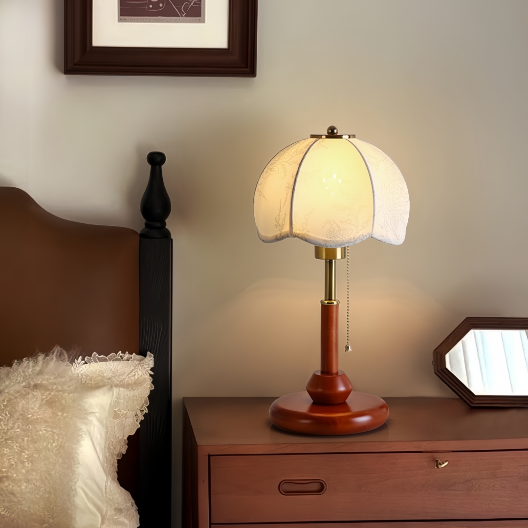 Vintage Scalloped Dome Table L - Up Lighting Decor 评论和价格